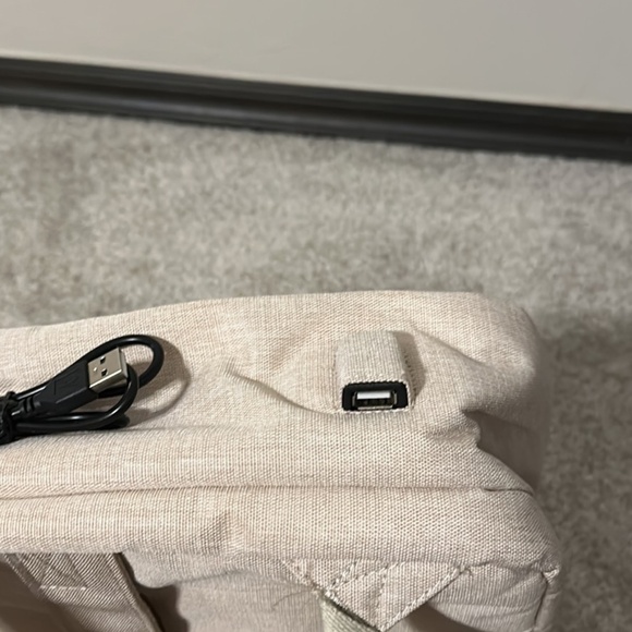 Travel backpack - Picture 4 of 5